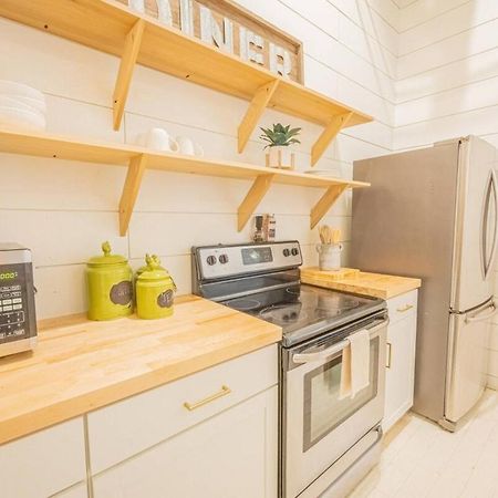 Darlin' Downtown Dawghouse Apartment Athens Exterior photo